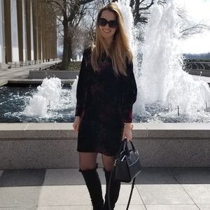 Meet your Posher, Eleni